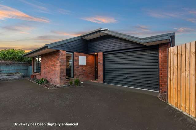Easy Living in the Heart of Redcliffs