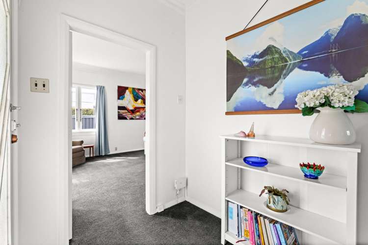 1417 Woodstock Avenue Mayfair_8