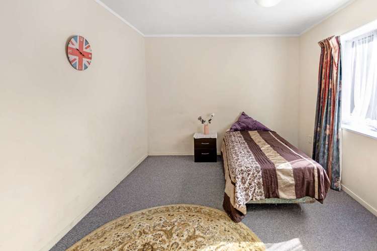 8b Oriana Crescent Bellevue_10