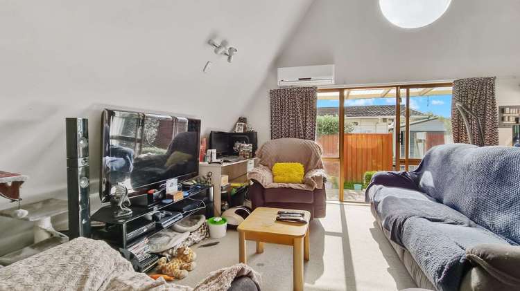 28 Neil Road Fairy Springs_12