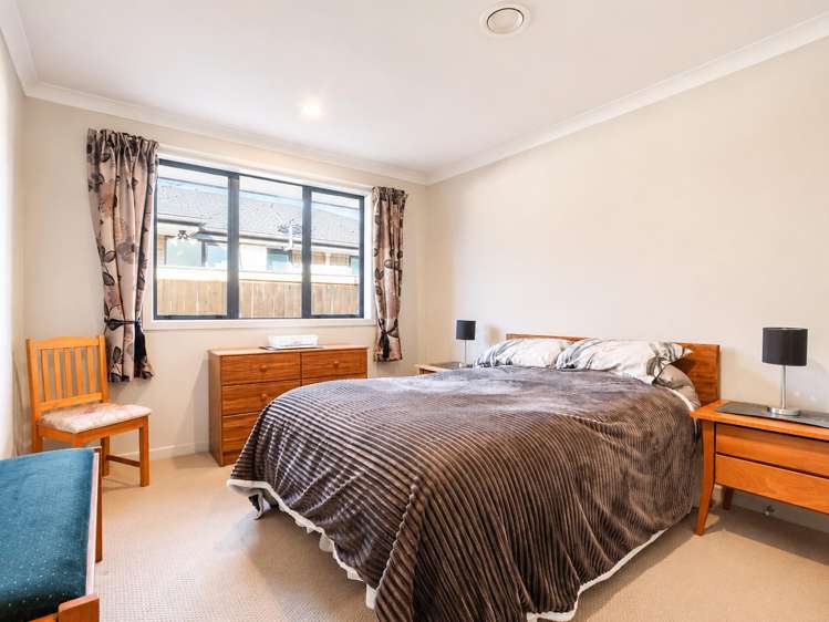 35 Thomas Road Huntington_17