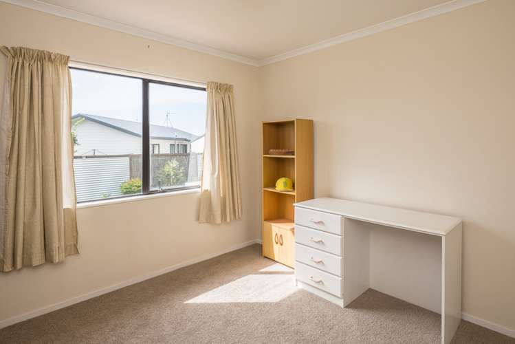 92 Queens Road Waikanae Beach_13