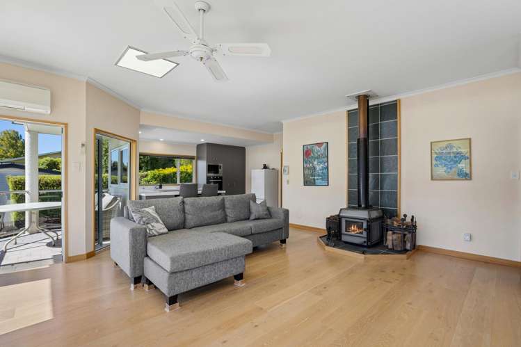 411 Peninsula Road Kelvin Heights_11