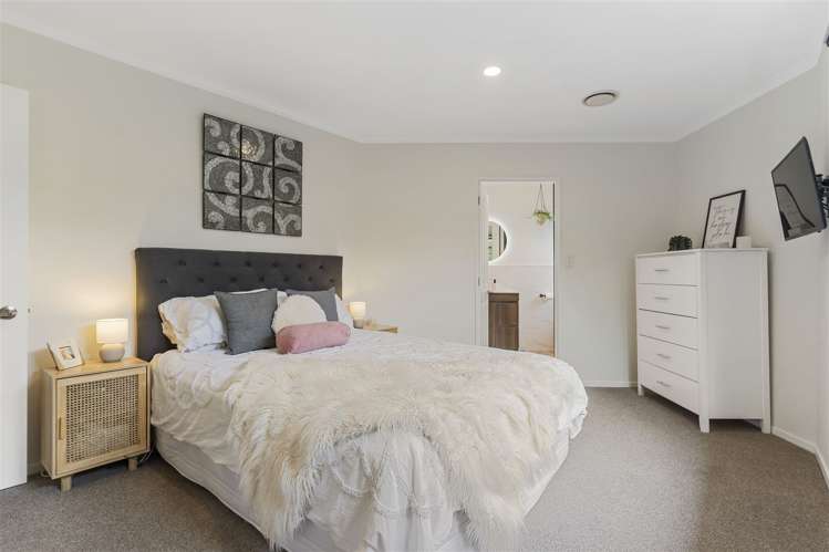10a De Thiery Place Pakuranga Heights_15