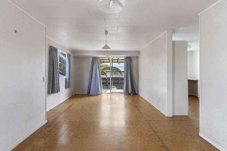 9 Taioma Crescent Te Atatu Peninsula_4