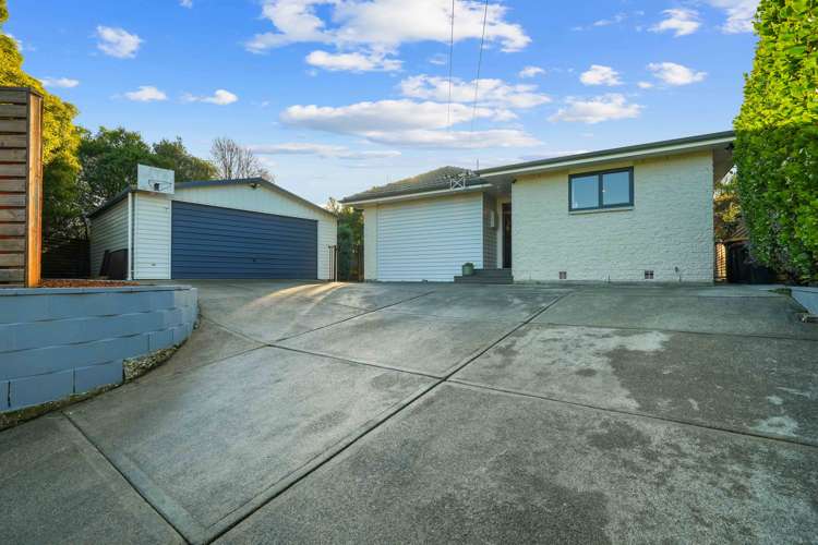 1 Cunliffe Road Redwood_30