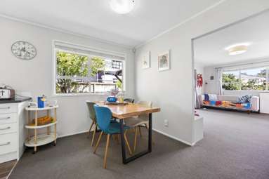 2/2 Tabitha Crescent_3