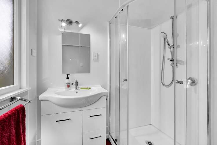 3 High Road Hawera_14