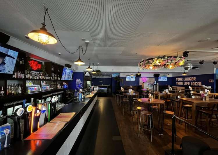 Shop 2, 138 Hurstmere Road Takapuna_1