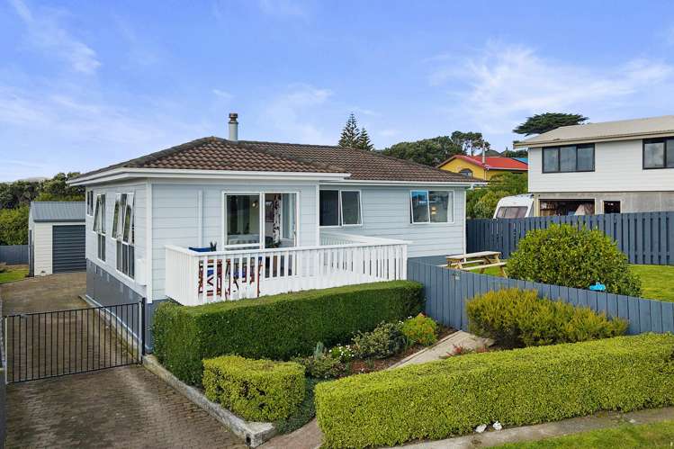 8 Tikati View Tītahi Bay_18