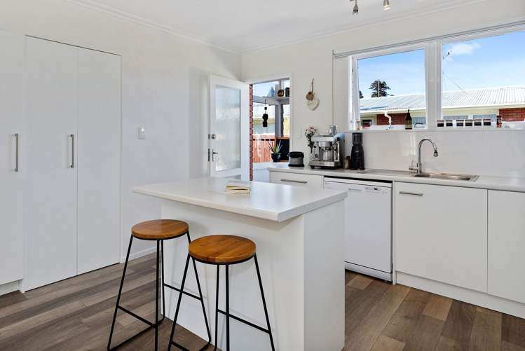 2/208 Fourteenth Avenue Tauranga South_3