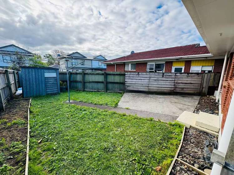 167 Henderson Valley Road Henderson_12