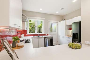 8 Makererua Street_3