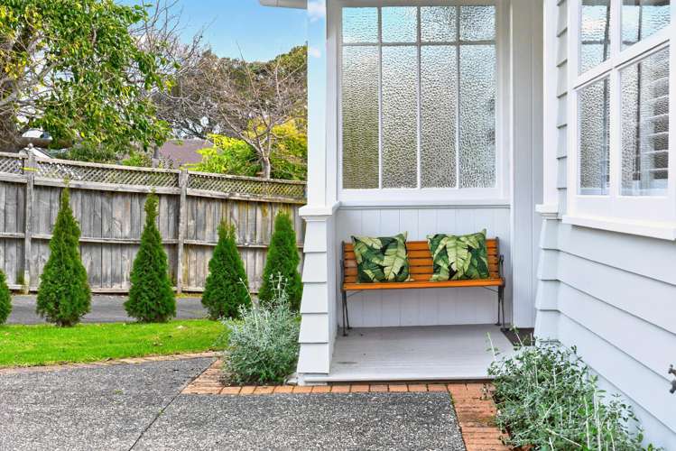 49A Glen Road Devonport_24