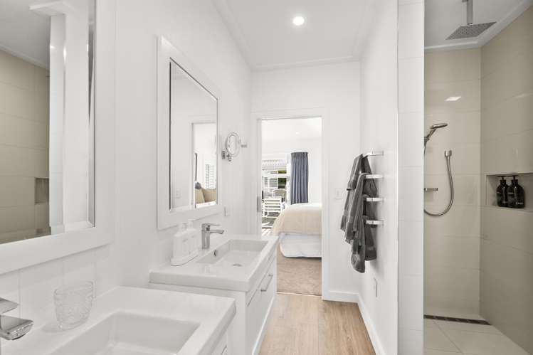 2/21 Highland Drive Acacia Bay_16