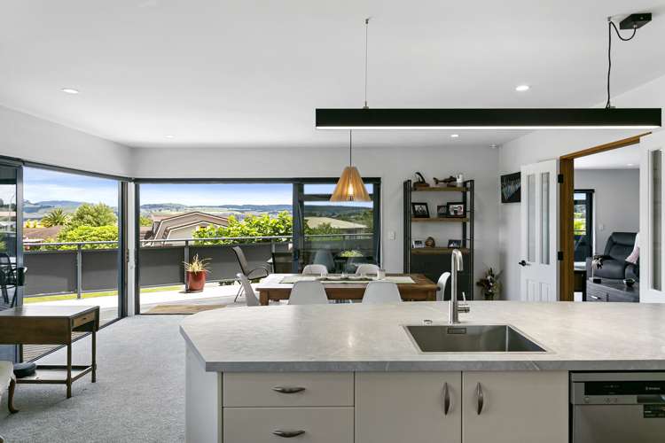 47 Arrowsmith Avenue Waipahihi_5