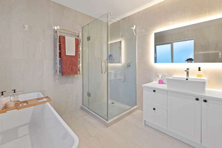 66 Charlestown Drive Flat Bush_26