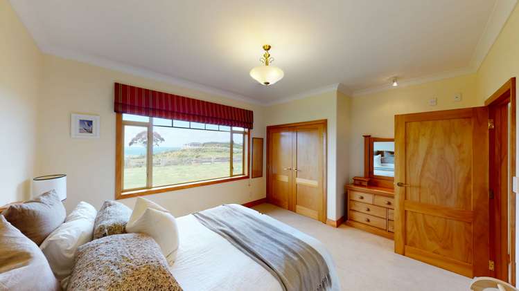 30 Kaiangaroa Place Bay View_9