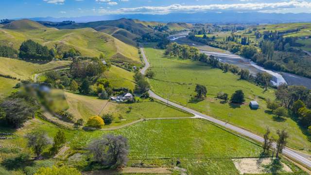 2, 127 Ongaonga Road Waipawa_3