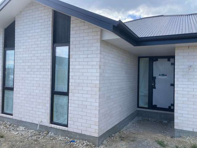 9 Vercoe Street Elgin_1