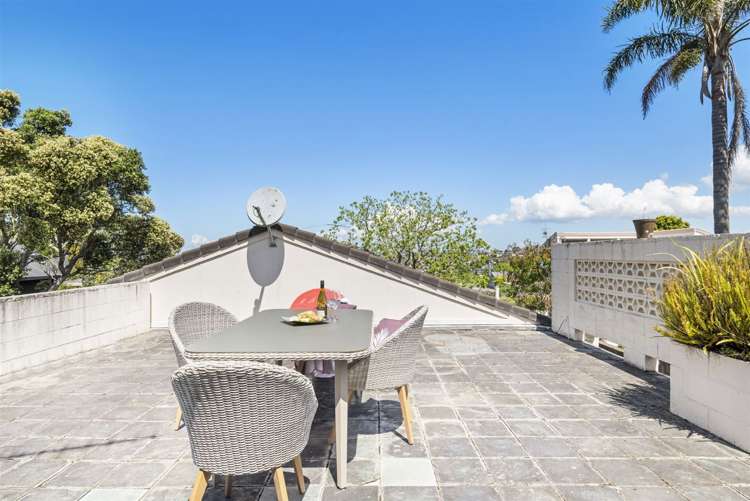 115 Sunset Road Totara Vale_35