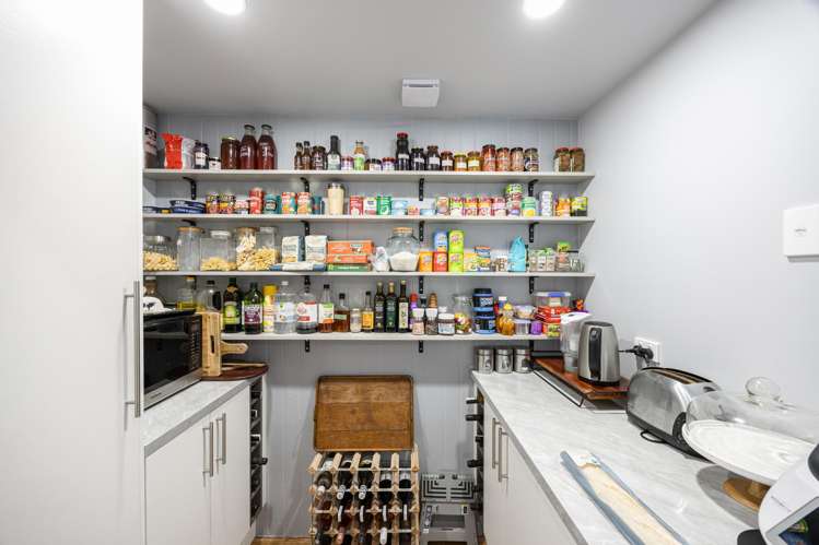 468 Flag Range Road Sherenden_13