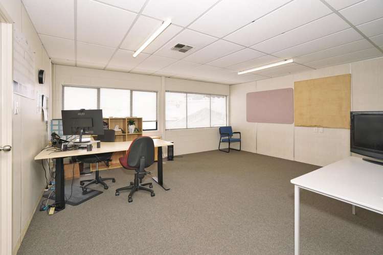 12 Vialou Street Hamilton Central_2