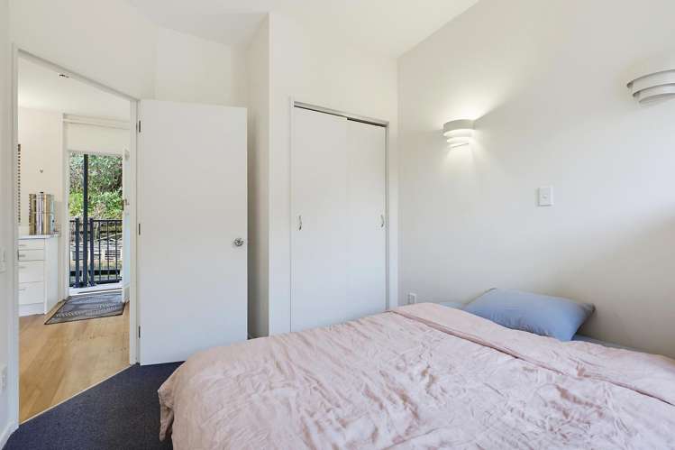 15/51 Adams Terrace Kelburn_7