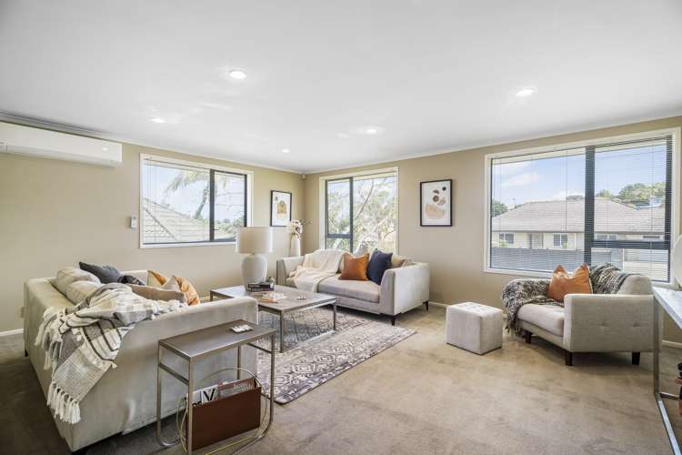 8 Admiralty Rise Gulf Harbour_10