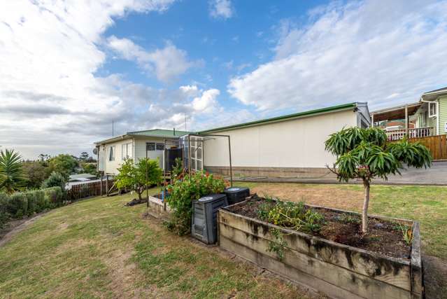 9a Hand Road Helensville_4