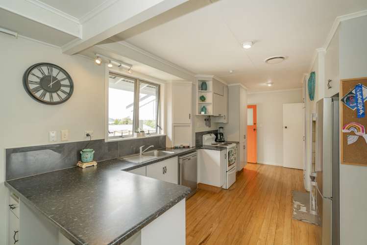1 Featon Road Waihi_6