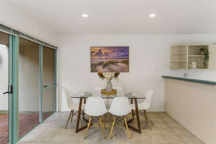 2/110 Nayland Street Sumner_7