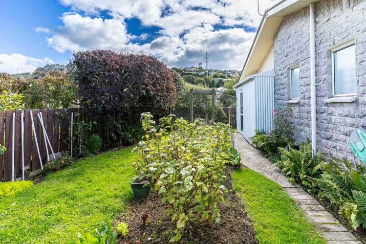 15B Baker Street Caversham_23