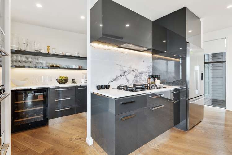 4c Beach Road Castor Bay_5