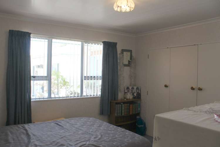 32 Richmond Road Carterton_8