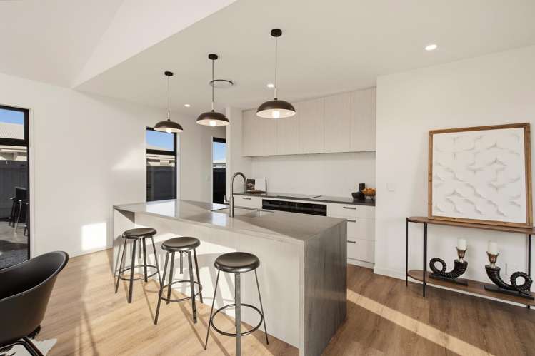74 Waikirikiri Avenue_3