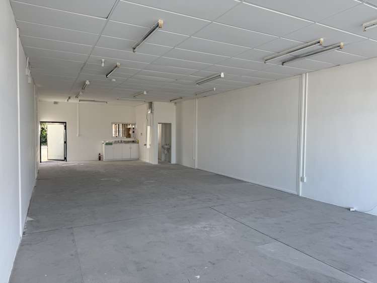 4/103 Stanmore Road Linwood_2