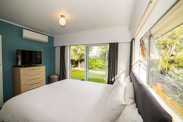 7 Jennifer Place Chartwell_14