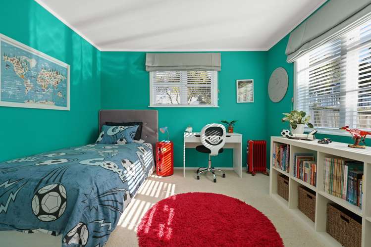 66 Castledine Crescent Glen Innes_11
