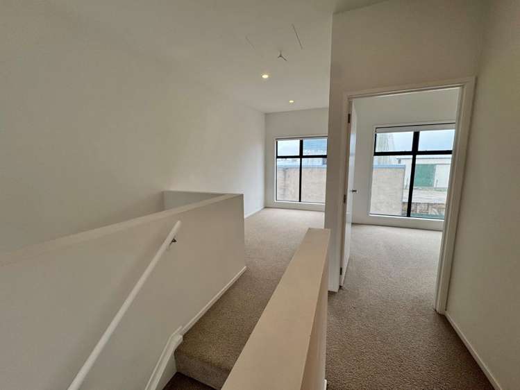 4/17 Owens Place Mount Maunganui_1