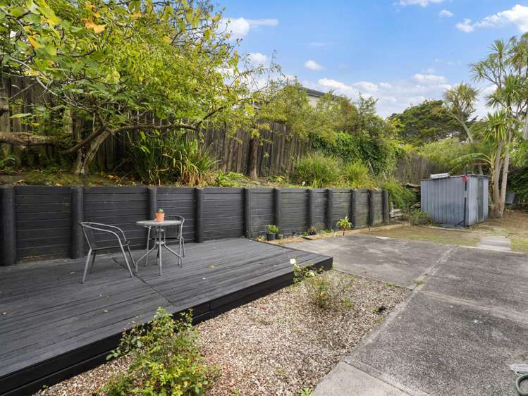 2/39C Coronation Road Hillcrest_21