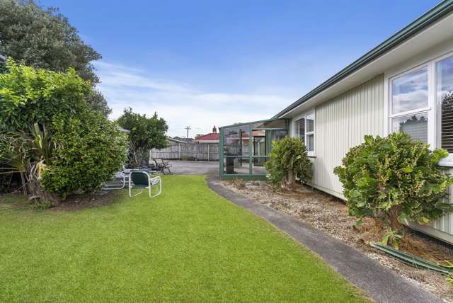 2/41 Gloucester Road Manurewa_2