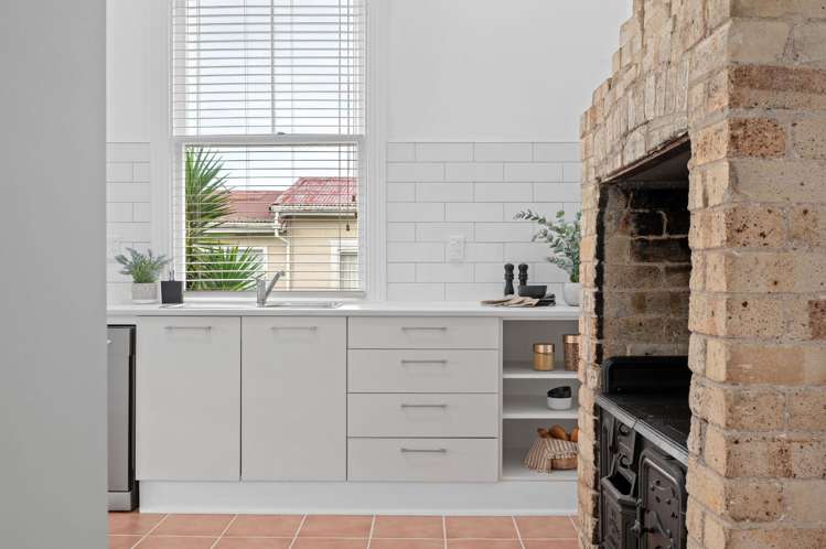 6 Johnson Street Dinsdale_7