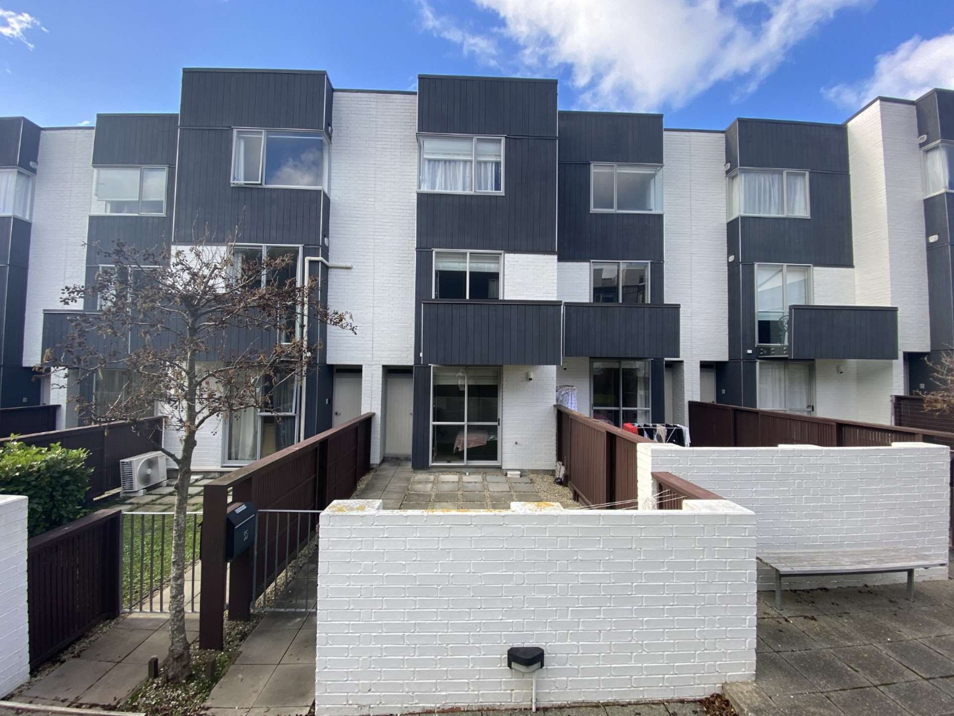 35/120 Rintoul Street 1317_0