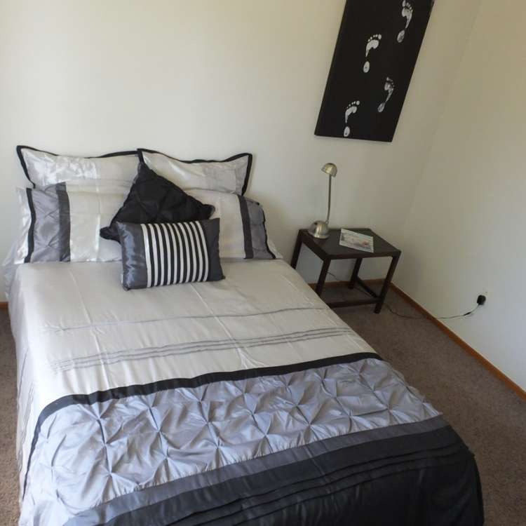 19 Oban Avenue Glenview_11