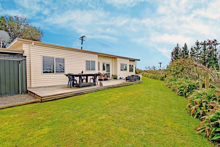 17 King Street Halcombe_11