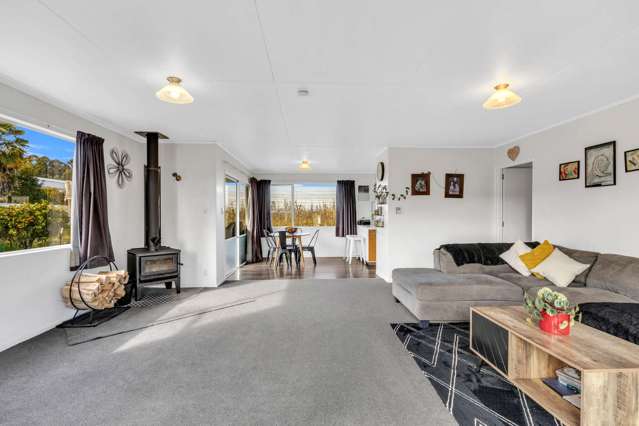 402 main road Riwaka_2
