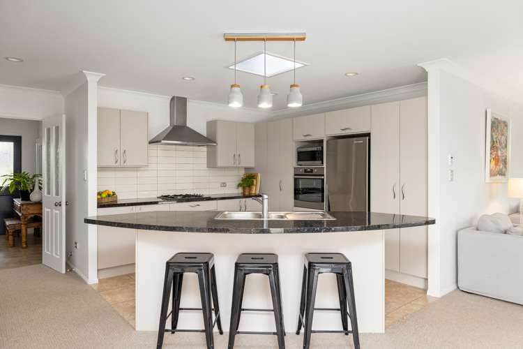 32 Bellbird Rise Pyes Pa_3