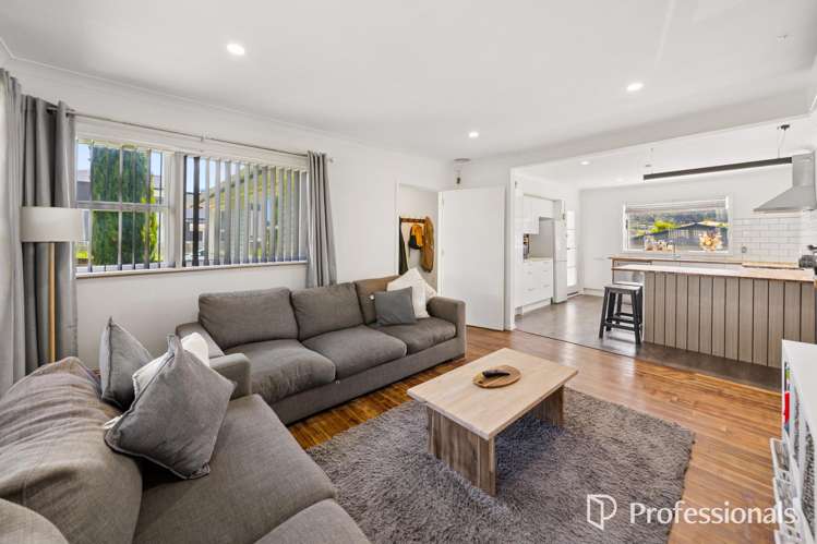 13 Main Road Wainuiomata_6