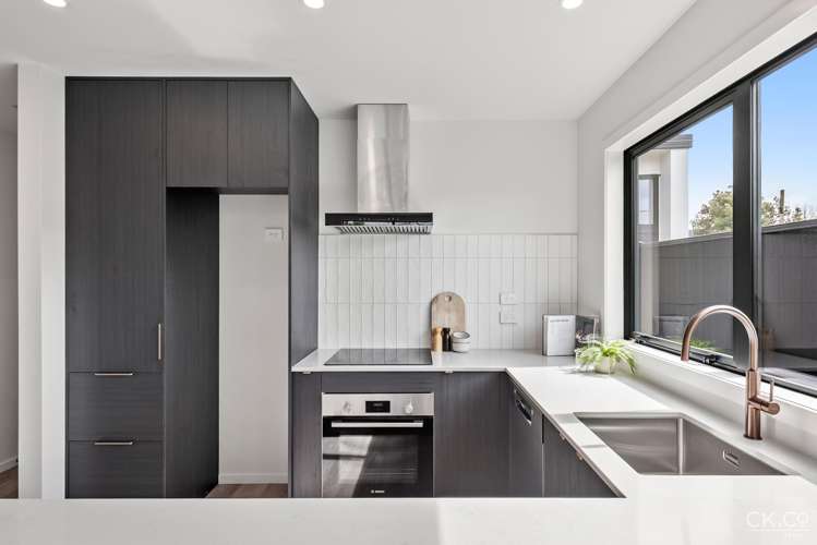 35a Pine Avenue Upper Hutt_10